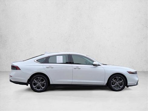 Used 2023 Honda Accord EX image 4