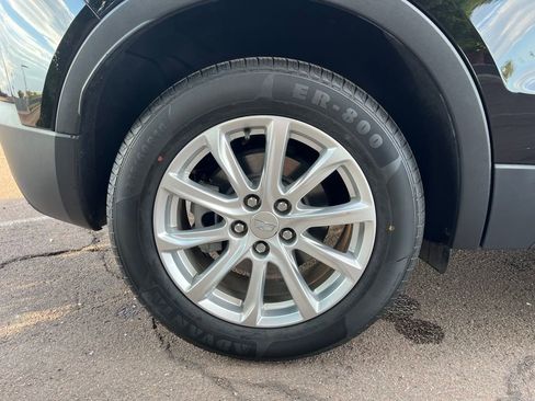 Used 2020 Cadillac XT4 Luxury w/ Cold Weather Package image 11