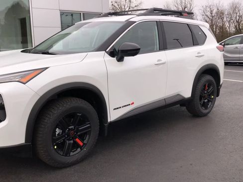 New 2026 Nissan Rogue Rock Creek image 4