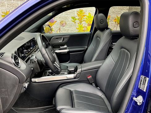 Certified 2021 Mercedes-Benz GLB 250 4MATIC image 27