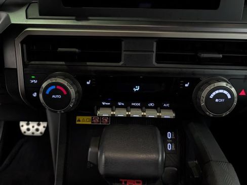 Used 2025 Toyota 4Runner TRD Sport AWD/4WD image 21