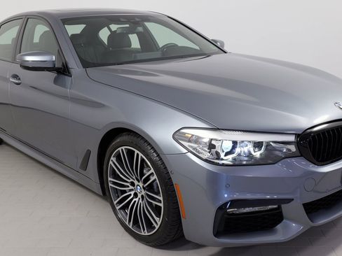 Used 2018 BMW 530i xDrive w/ M Sport Package image 20