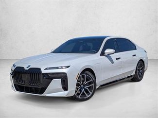 New 2026 BMW 750e xDrive video 1