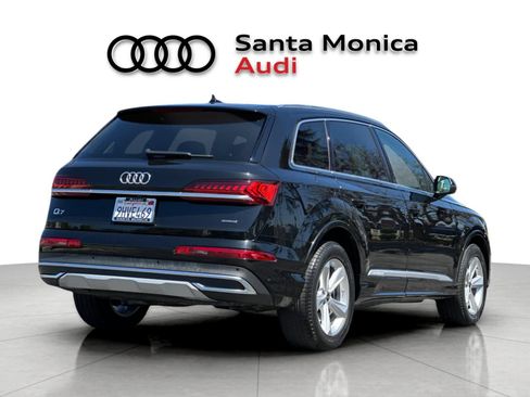 Used 2023 Audi Q7 2.0T Premium w/ Convenience Package AWD/4WD image 2