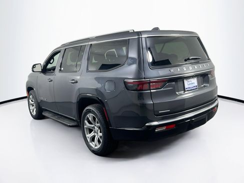 Used 2022 Jeep Wagoneer Series II AWD/4WD image 7