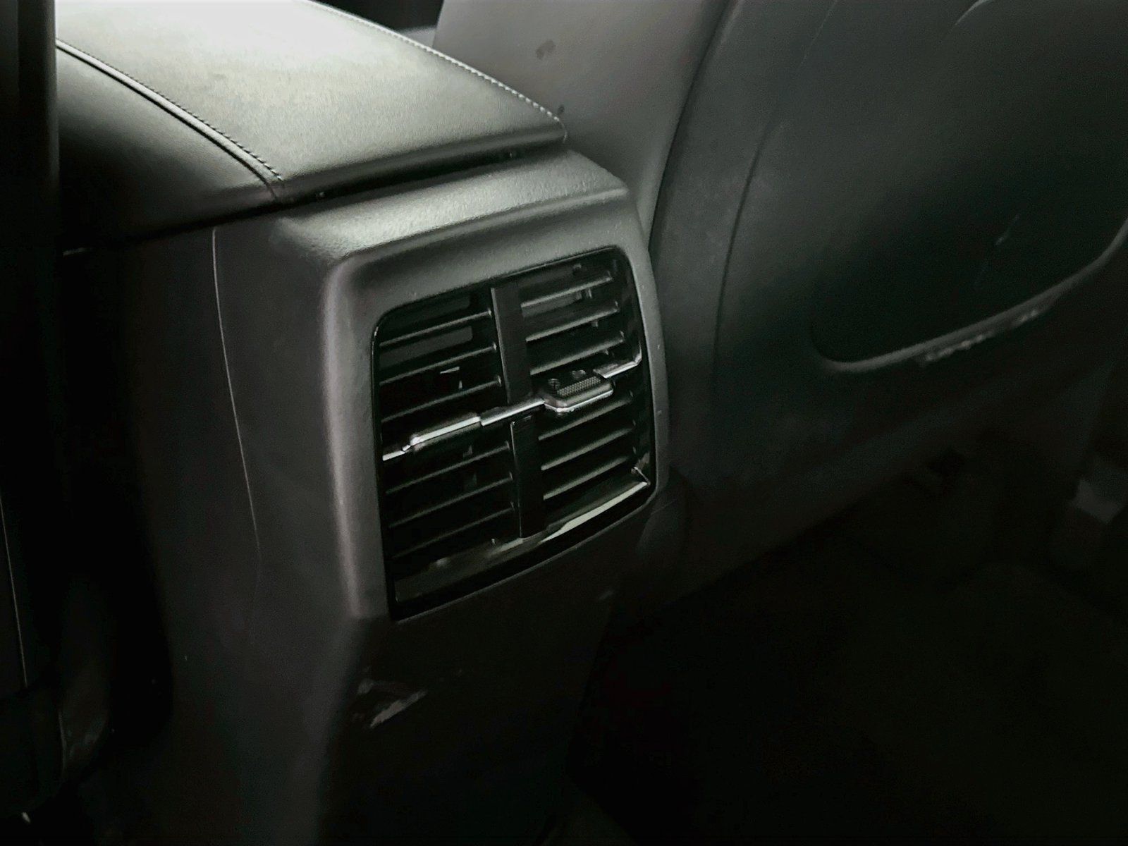 Used 2025 Kia Niro EX FWD image 26