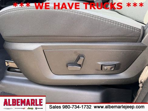 Used 2024 RAM 2500 Big Horn w/ Bed Utility Group image 16