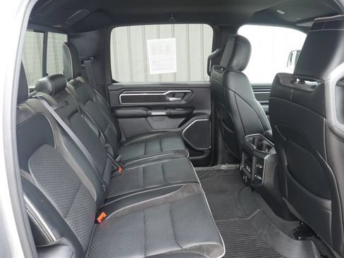 Used 2024 RAM 1500 Laramie AWD/4WD image 29