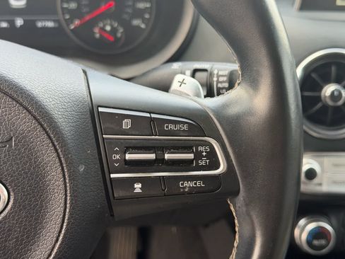 Used 2019 Kia Stinger Premium image 22