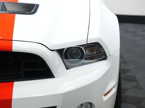 Used 2014 Ford Mustang Shelby GT500 w/ Equipment Group 821A image 10