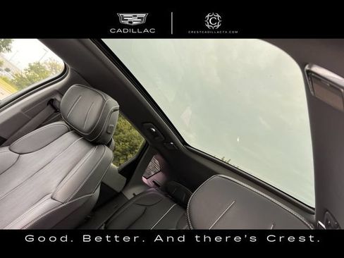 Used 2025 Cadillac Optiq Luxury 2 AWD/4WD image 21