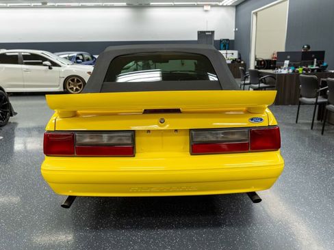 Used 1993 Ford Mustang LX image 7