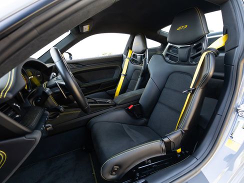 Used 2023 Porsche 911 GT3 RWD image 5