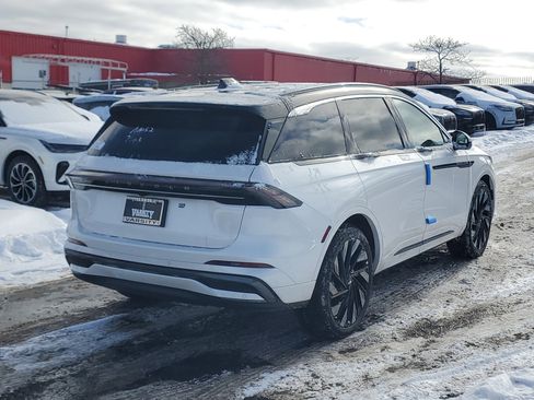 New 2026 Lincoln Nautilus Black Label w/ Jet Appearance Package image 4