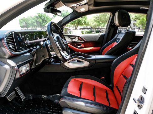 Used 2023 Mercedes-Benz GLE 53 AMG 4MATIC Coupe image 4