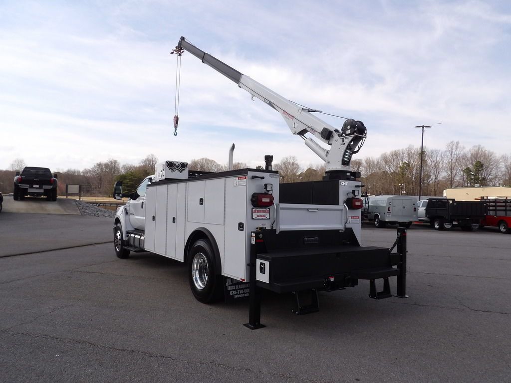 Used 2025 Ford F750 2WD SuperCab Super Duty image 5