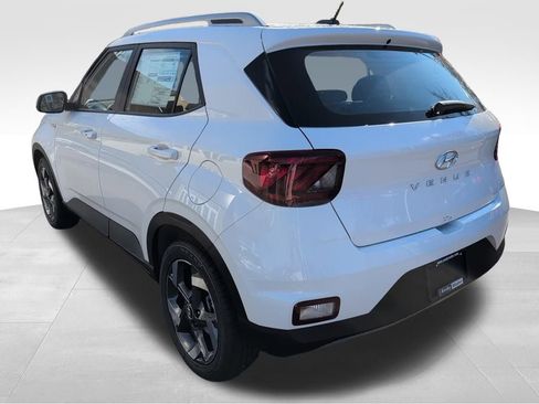 New 2026 Hyundai Venue SEL image 5