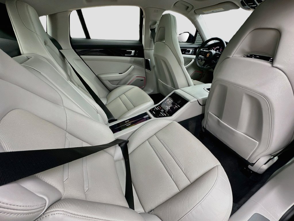 Certified 2022 Porsche Panamera 4S w/ Premium Package AWD/4WD image 28