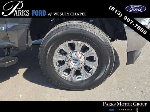 Used 2018 Ford F250 XLT w/ XLT Premium Package AWD/4WD image 33