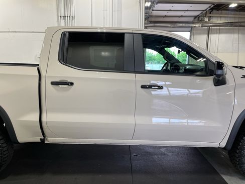New 2026 Chevrolet Silverado 1500 ZR2 w/ LPO, Dark Essentials Package AWD/4WD image 5