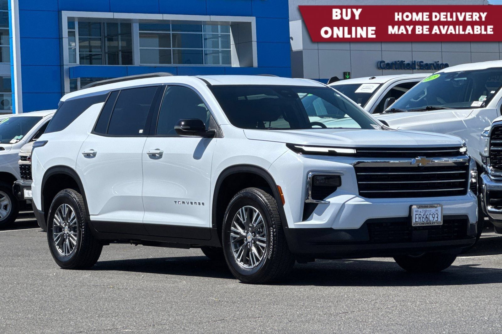 Used 2026 Chevrolet Traverse LT AWD/4WD image 1