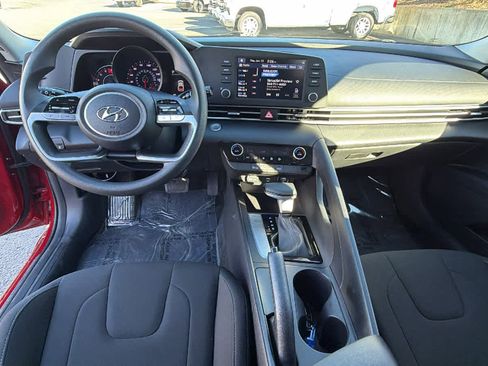 Used 2023 Hyundai Elantra SEL image 26
