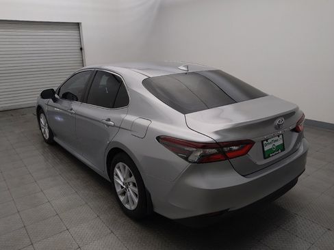 Used 2022 Toyota Camry LE w/ Convenience Package FWD image 5