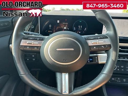 Used 2025 Hyundai Tucson Limited AWD/4WD image 22