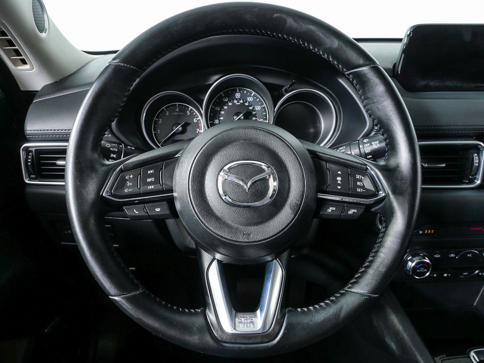 Used 2018 MAZDA CX-5 Touring w/ Preferred Equipment Package FWD image 10