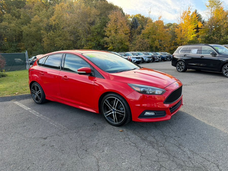 Used 2016 Ford Focus ST w/ Equipment Group 401A FWD image 6