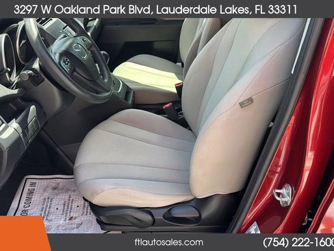 Used 2015 MAZDA MAZDA5 Sport FWD image 21