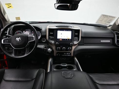 Used 2022 RAM 1500 Laramie AWD/4WD image 18