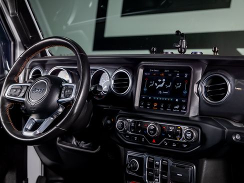 Used 2023 Jeep Wrangler Unlimited Rubicon 392 w/ Dual Top Group AWD/4WD image 38