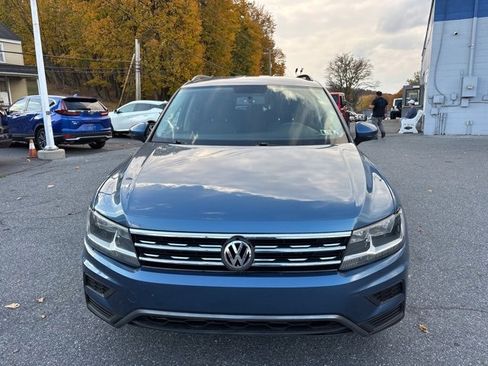 Used 2018 Volkswagen Tiguan S image 2