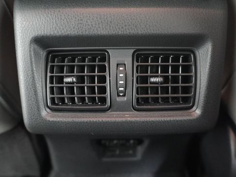 Used 2025 Toyota Camry SE FWD image 32