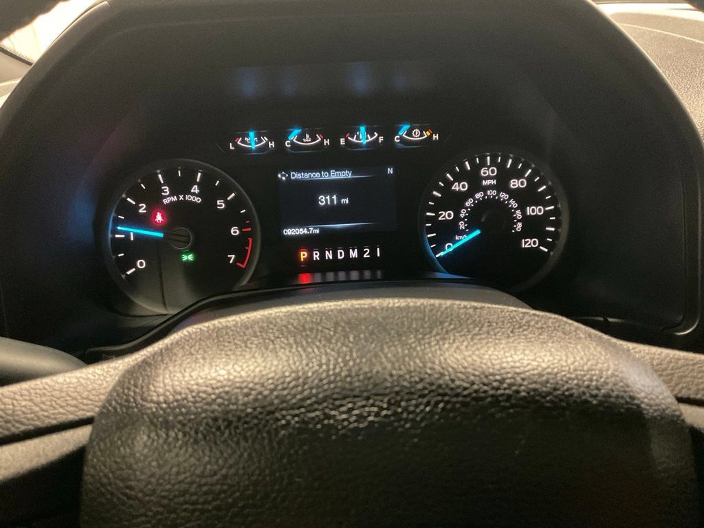 Used 2016 Ford F150 XLT w/ Equipment Group 302A Luxury AWD/4WD image 18