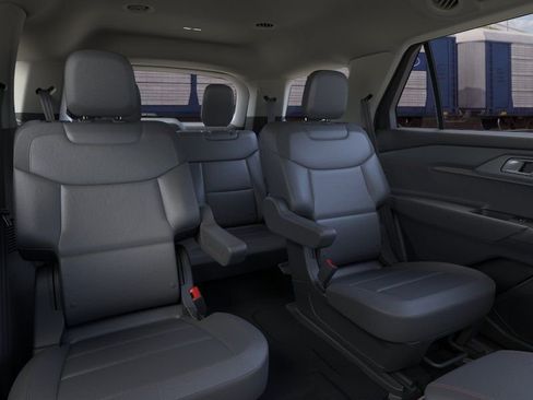 New 2026 Ford Explorer Active RWD image 11