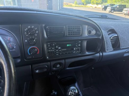 Used 2002 Dodge Ram 2500 Truck 4x4 Quad Cab image 24