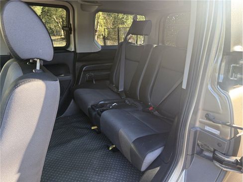 Used 2004 Honda Element EX image 10