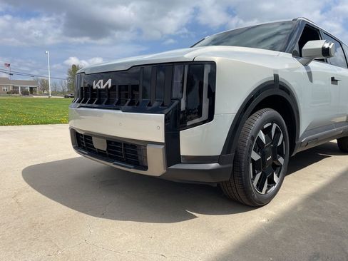New 2027 Kia Telluride S image 16