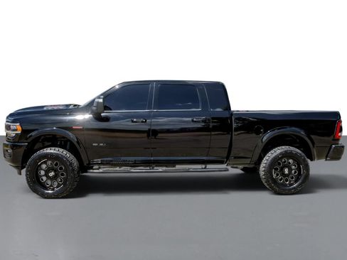 Used 2024 RAM 2500 Laramie w/ Night Edition AWD/4WD image 10