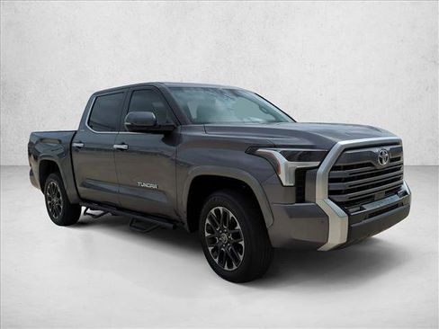 Used 2024 Toyota Tundra Limited AWD/4WD image 3