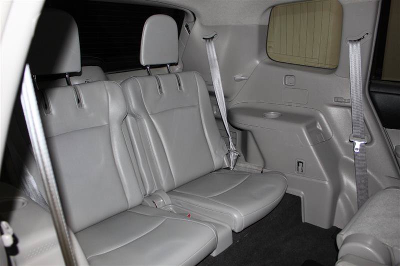 Used 2013 Toyota Highlander Limited FWD image 32