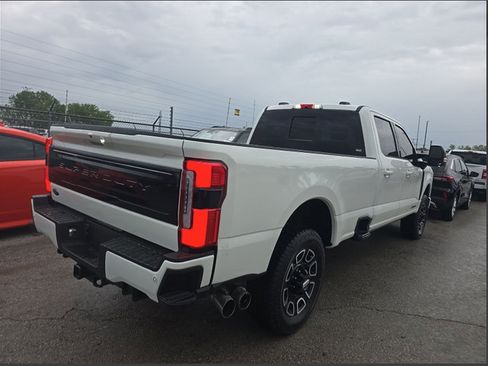Used 2026 Ford F350 Platinum AWD/4WD image 2