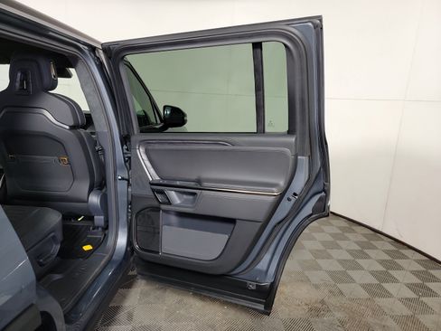 Used 2022 Rivian R1S Launch Edition AWD/4WD image 19