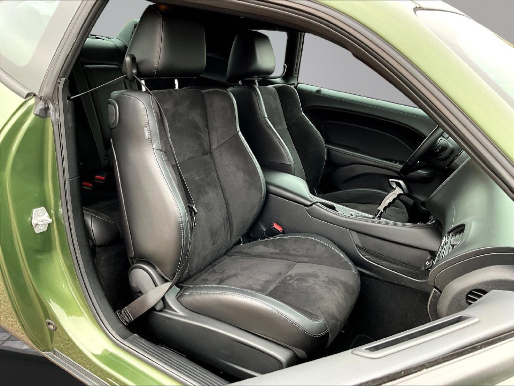 Used 2020 Dodge Challenger R/T w/ Plus Package RWD image 31