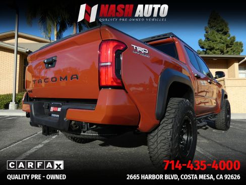 Used 2025 Toyota Tacoma TRD Off-Road AWD/4WD image 7