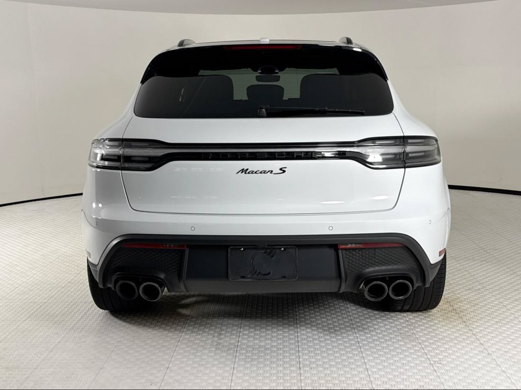 Certified 2024 Porsche Macan S AWD/4WD image 6