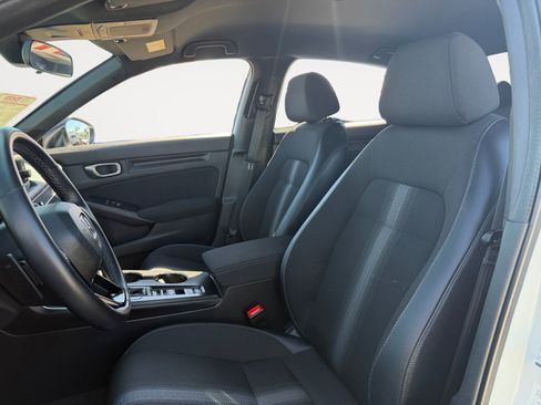 Used 2024 Honda Civic Sport image 9