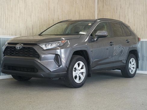 Used 2019 Toyota RAV4 LE w/ All Weather Liner Package AWD/4WD image 4